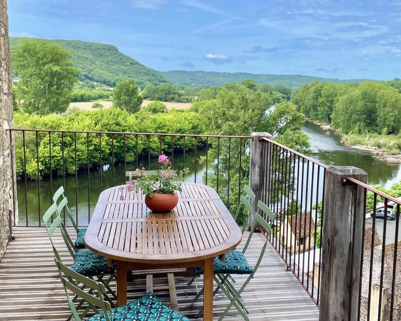 New Listing! Maison Delluc With Spectacular Vistas *