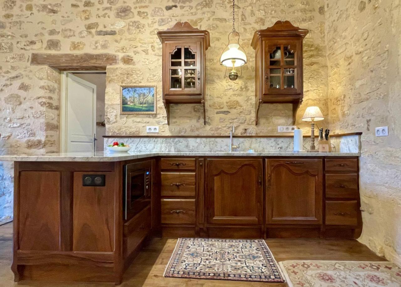 New Listing! Maison Delluc With Spectacular Vistas