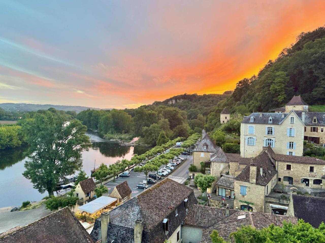 New Listing! Maison Delluc With Spectacular Vistas * Beynac-et-Cazenac