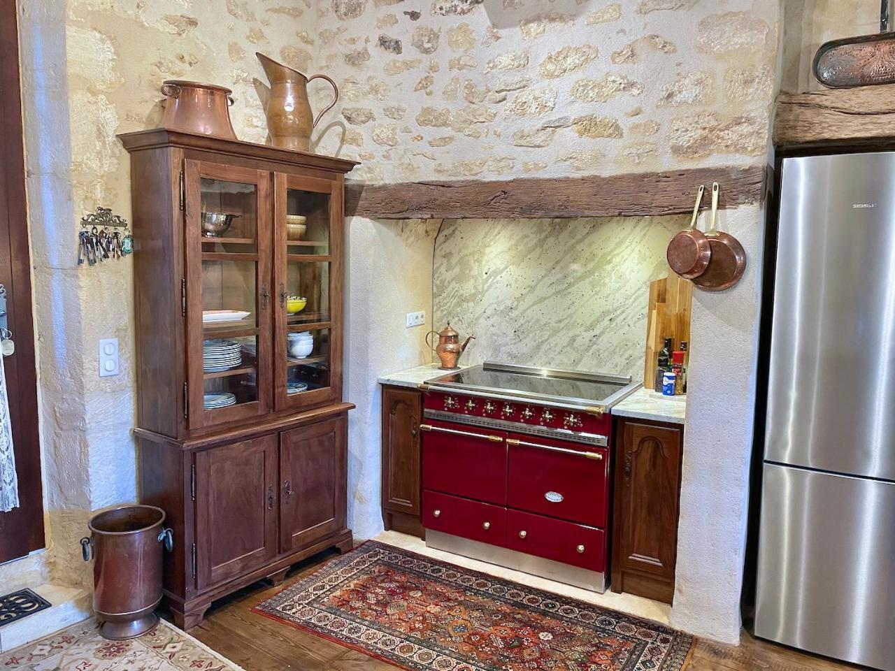 New Listing! Maison Delluc With Spectacular Vistas Beynac-et-Cazenac